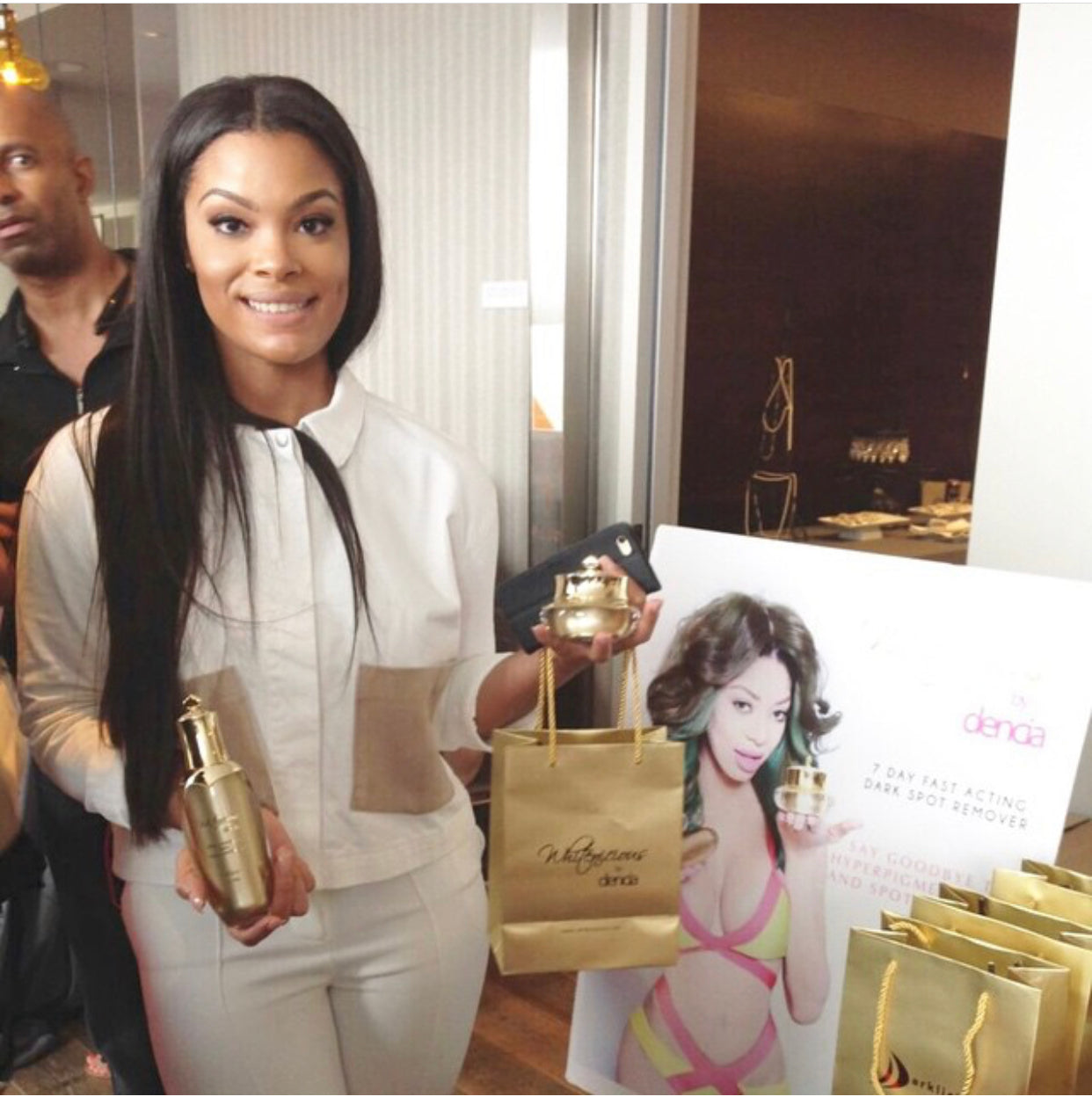 Full Face & Neck Bleaching Cream Blac Chyna 30G | 60G